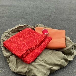 Coral/Peachy Hot Pink Batik Fabric and Peachy Orange Fabric Bundle w/Thread